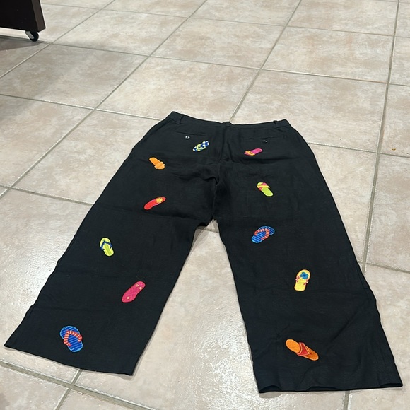 Deane and White size 10 pants with sandals - Picture 3 of 3